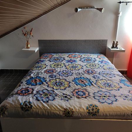 Alojamento Local A Giesta Sao Sebastiao da Giesteira Ngoại thất bức ảnh