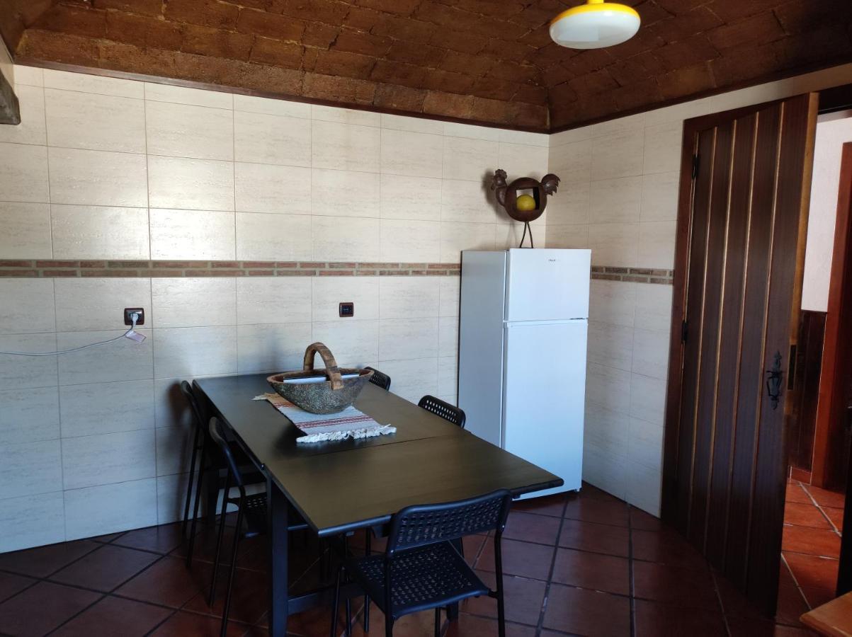Alojamento Local A Giesta Sao Sebastiao da Giesteira Ngoại thất bức ảnh