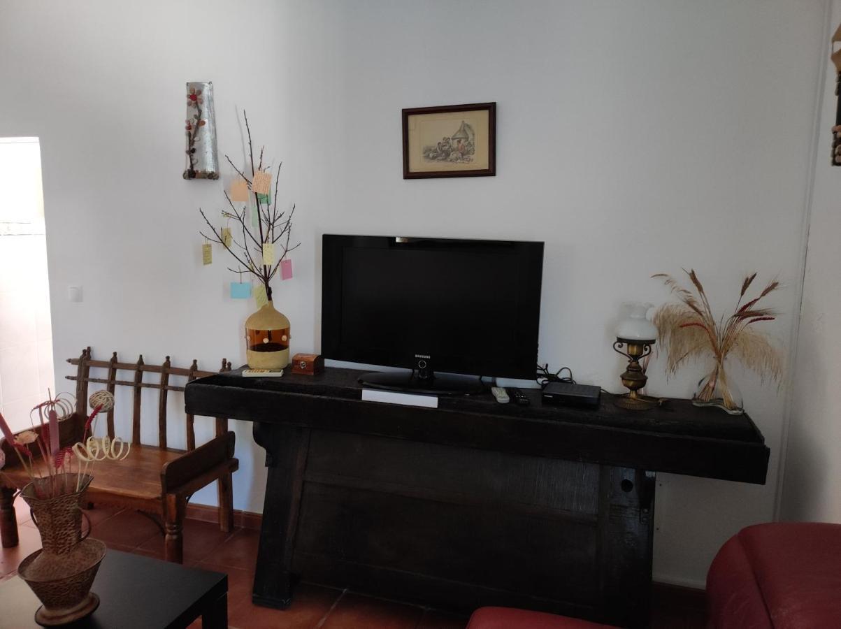 Alojamento Local A Giesta Sao Sebastiao da Giesteira Ngoại thất bức ảnh