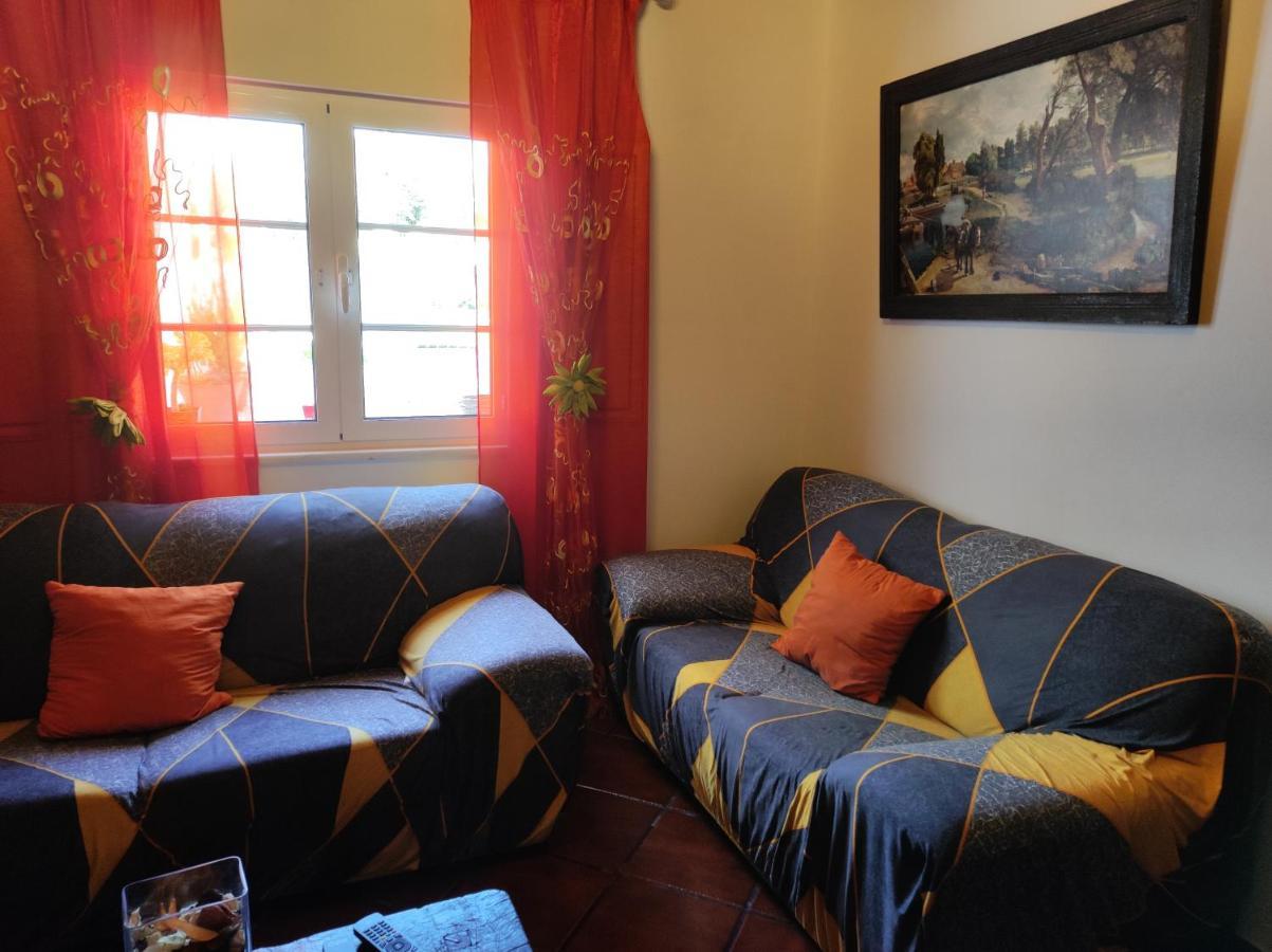 Alojamento Local A Giesta Sao Sebastiao da Giesteira Ngoại thất bức ảnh