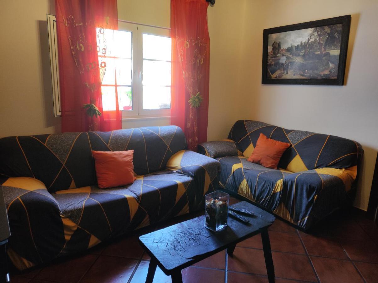 Alojamento Local A Giesta Sao Sebastiao da Giesteira Ngoại thất bức ảnh