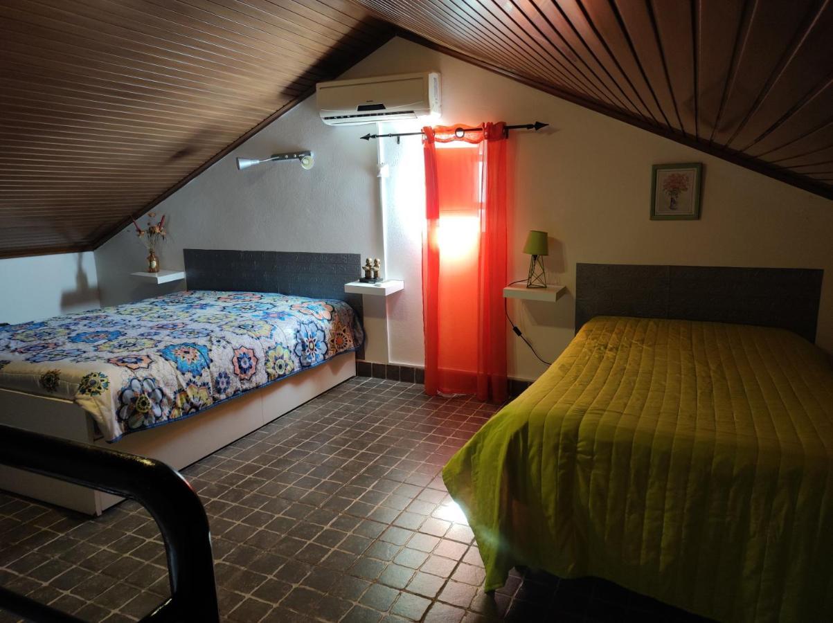 Alojamento Local A Giesta Sao Sebastiao da Giesteira Ngoại thất bức ảnh